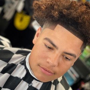 Meet your Posher, Manuel